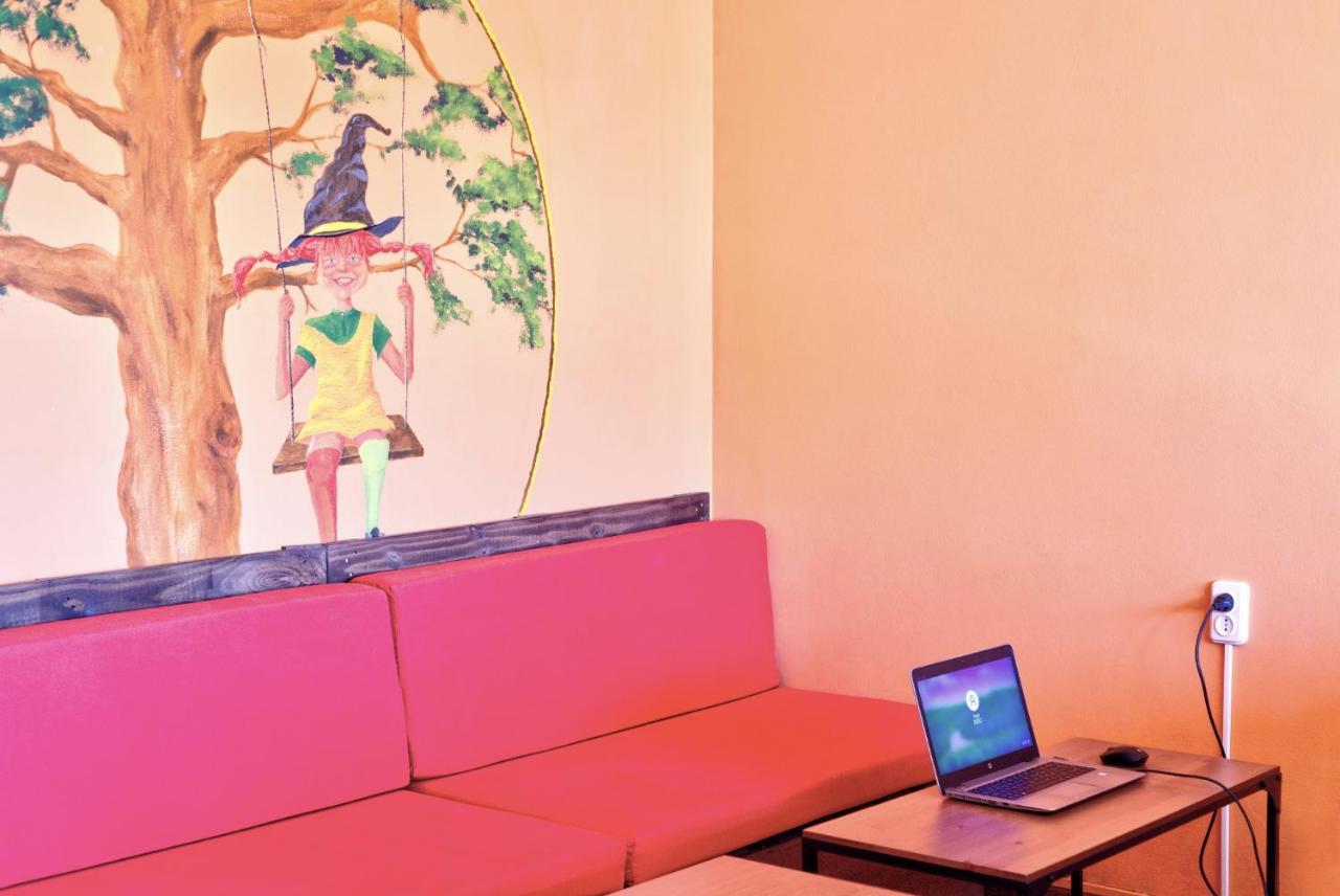 Meiga Backpackers Hostel Santiago de Compostela Bagian luar foto